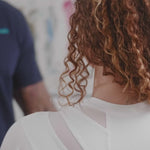 videopræsentation af womens posture shirt i sort